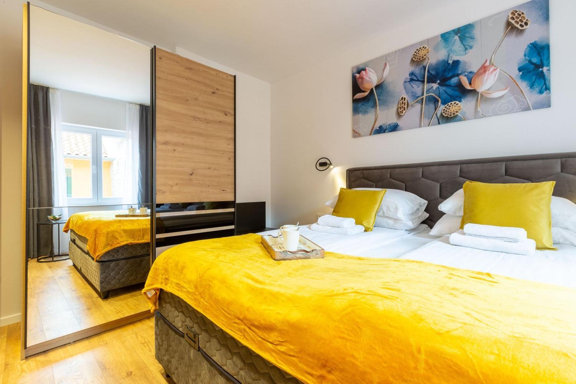 2M Exclusive Rooms Zadar Exterior photo